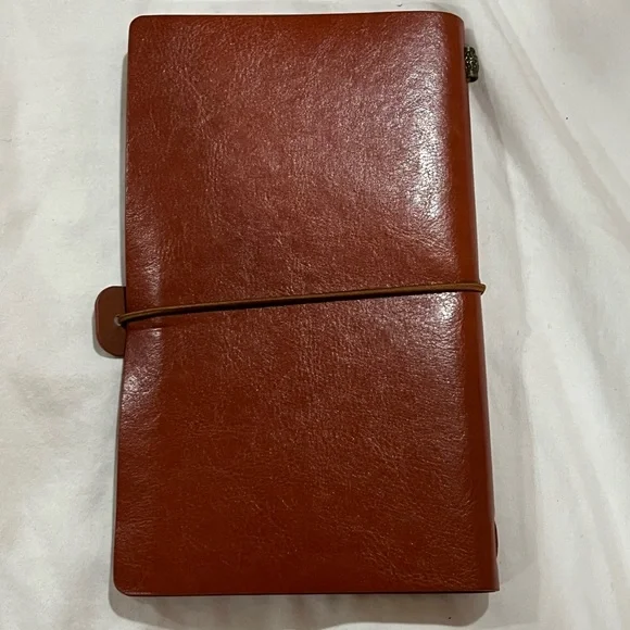 Notebook - Picture 3 of 8